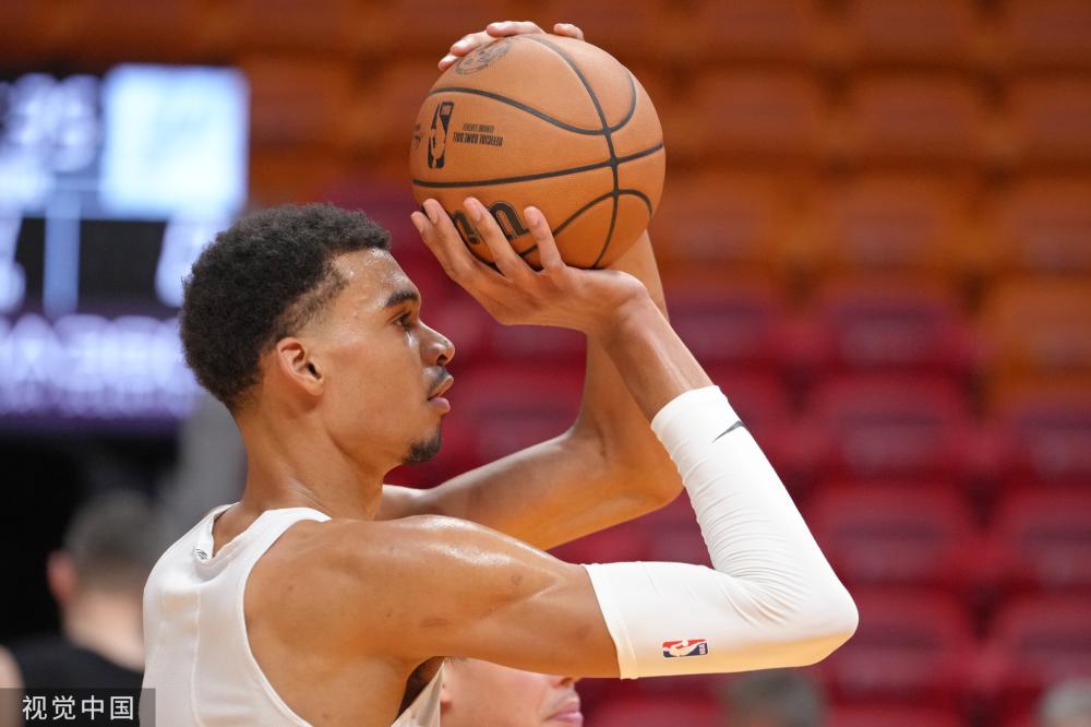 的英姿飒爽 的英姿飒爽